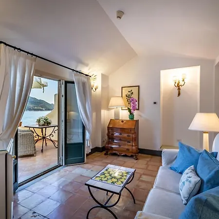 Palazzo Belmonte 4*
