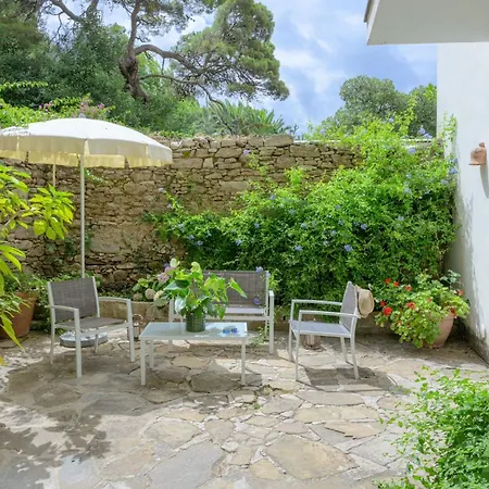 Palazzo Belmonte 4* Santa Maria di Castellabate