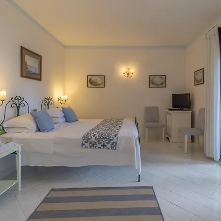 Palazzo Belmonte Hotel