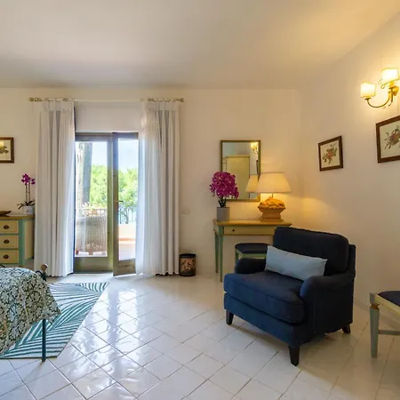Palazzo Belmonte 4*