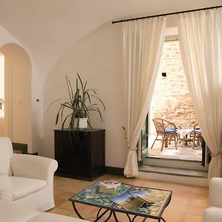 Palazzo Belmonte Hotel Santa Maria di Castellabate