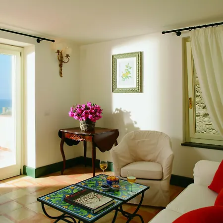 Palazzo Belmonte Hotel