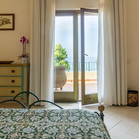 Hotel Palazzo Belmonte Santa Maria di Castellabate