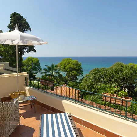 Palazzo Belmonte Hotel Santa Maria di Castellabate