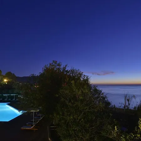 Palazzo Belmonte 4* Santa Maria di Castellabate