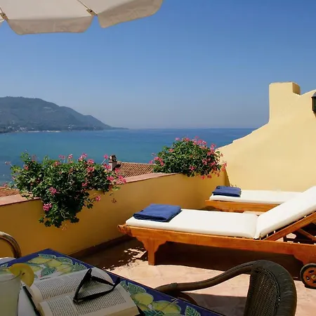 Hotel Palazzo Belmonte Santa Maria di Castellabate
