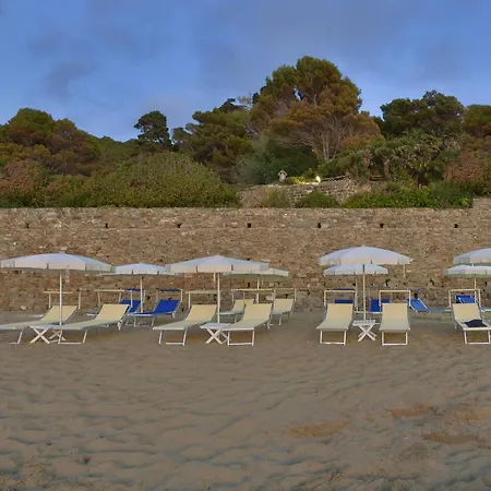 Palazzo Belmonte Hotel 4*
